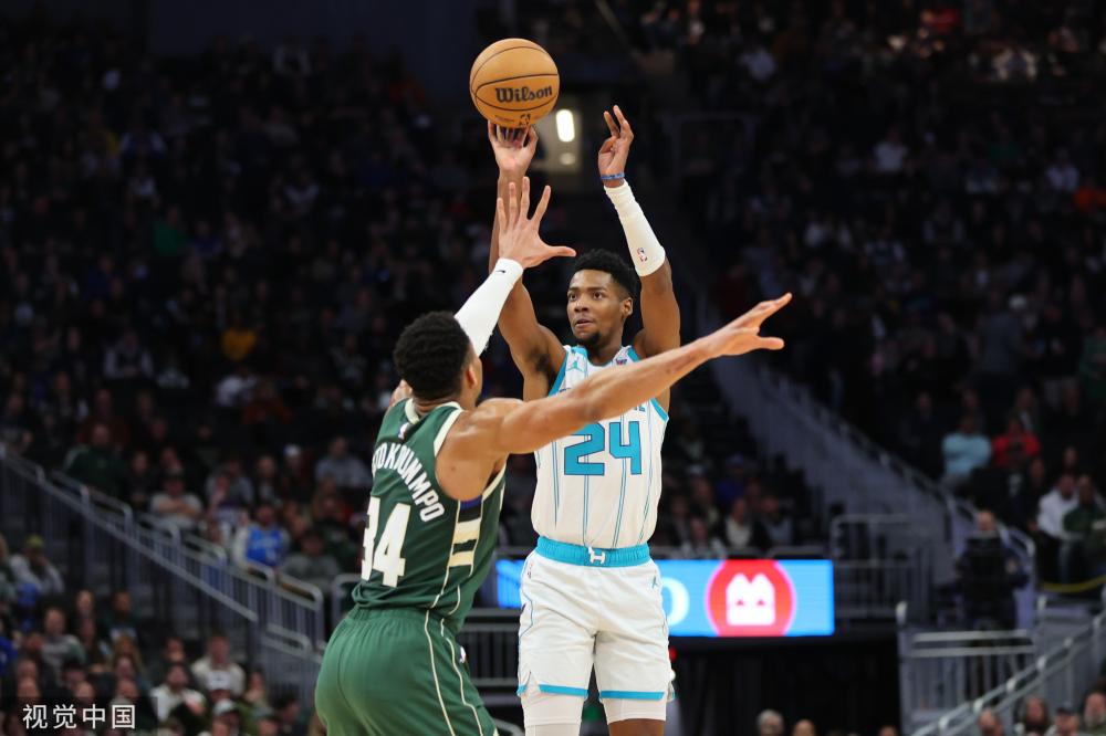 执法人员完 执法人员完